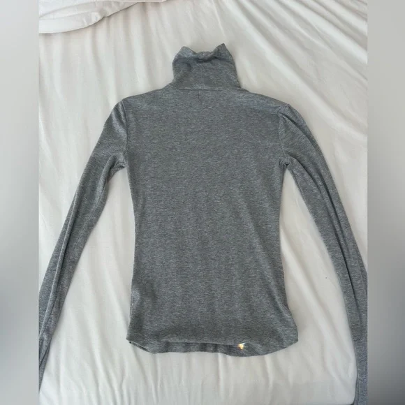 Sunday Best Freshman Turtleneck - Picture 11 of 11